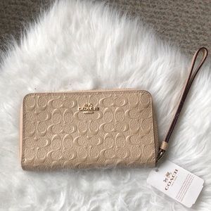 Coach wallet NWT